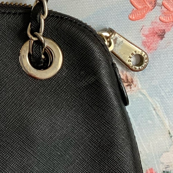 DKNY 2014 Crossbody Goldtone Black Leather Purse - Picture 9 of 16